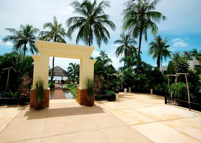 Golden Pine Beach Resort