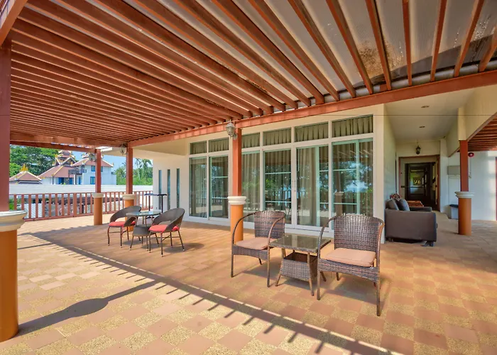 Palm Beach Resort